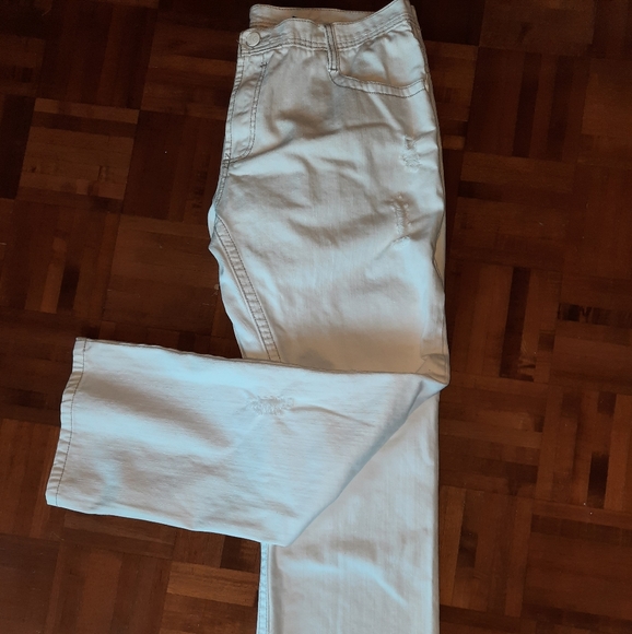 Men White Jeans Pant - Picture 2 of 4